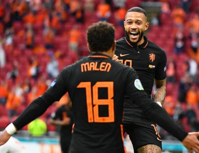 然是一位狂 然是一位狂