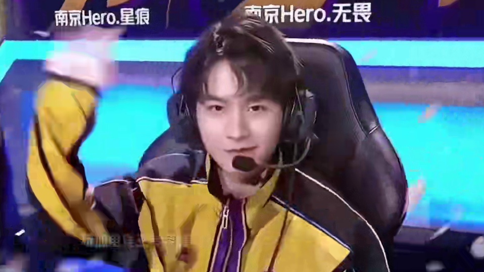 一条完美弧 一条完美弧