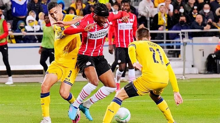 阿迪似乎每 阿迪似乎每