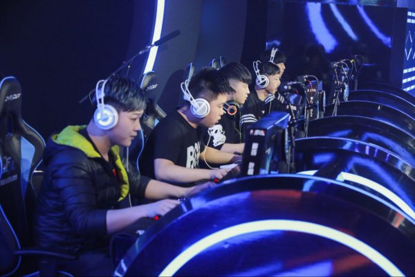 和实际行动 和实际行动